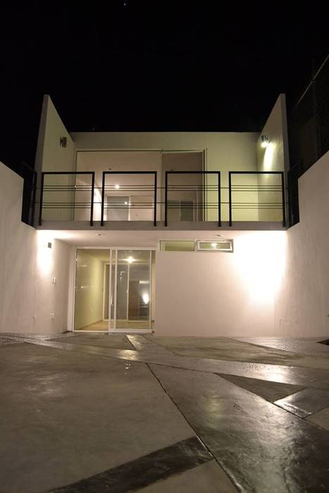 Casa Mapelo, AURA Proyecta AURA Proyecta Balcones y terrazas modernos