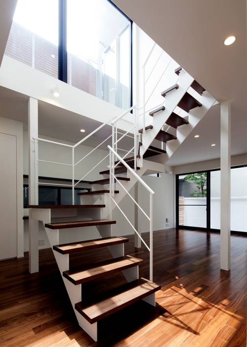 階段 Unico design一級建築士事務所 オリジナルスタイルの 玄関&廊下&階段