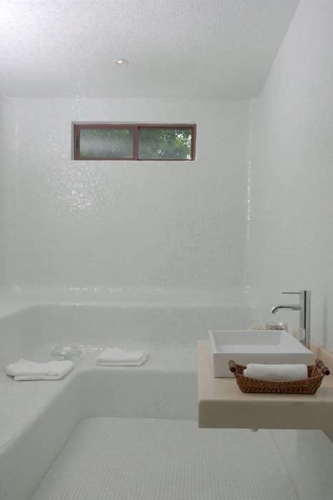 Bosques de Jiutepec, DYE-ARQUITECTURA DYE-ARQUITECTURA Steam Bath Limestone