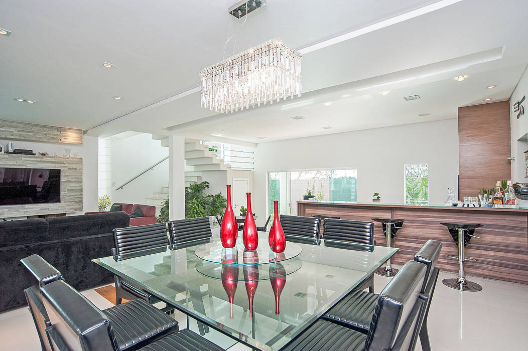 Patrícia Azoni Arquitetura + Arte & Design Modern dining room