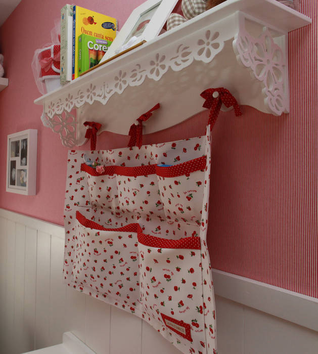 Dormitório bebê, Superstudiob Superstudiob Nursery/kid’s room Textile Amber/Gold
