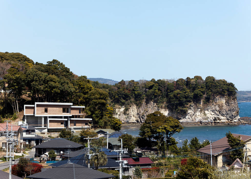 floating, 大井立夫設計工房 大井立夫設計工房 Casas de estilo moderno