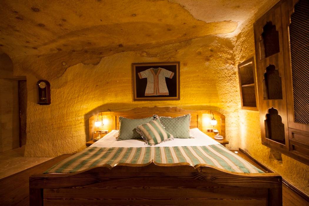 Muhittin Toker evi Öncesi ve Sonrası, Kayakapi Premium Caves - Cappadocia Kayakapi Premium Caves - Cappadocia Rustik Yatak Odası