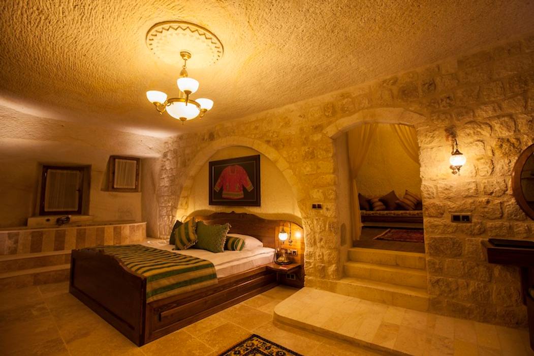Kunduracı Mehmet evi Öncesi ve Sonrası, Kayakapi Premium Caves - Cappadocia Kayakapi Premium Caves - Cappadocia Rustik Yatak Odası
