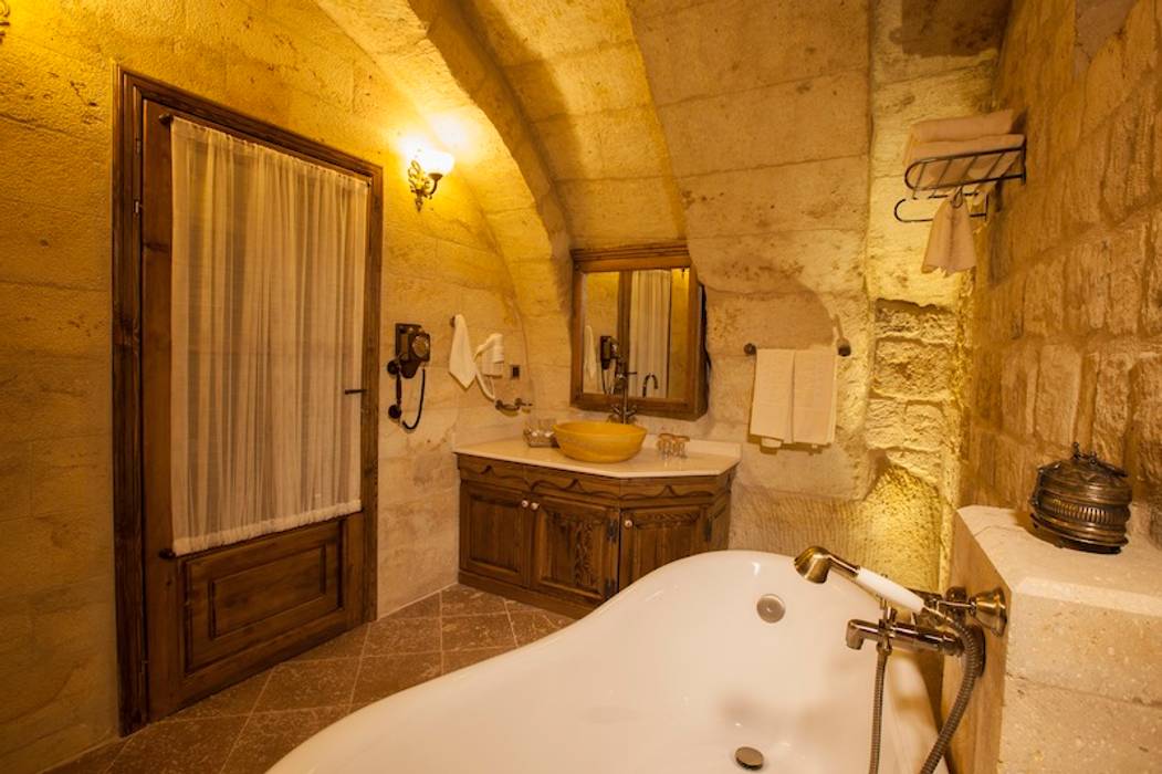 Kuşçular Konağı Öncesi Ve Sonrası, Kayakapi Premium Caves - Cappadocia Kayakapi Premium Caves - Cappadocia Salle de bain rustique