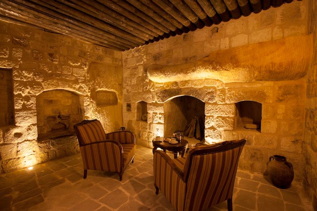 Kuşçular Konağı Öncesi Ve Sonrası, Kayakapi Premium Caves - Cappadocia Kayakapi Premium Caves - Cappadocia 러스틱스타일 거실