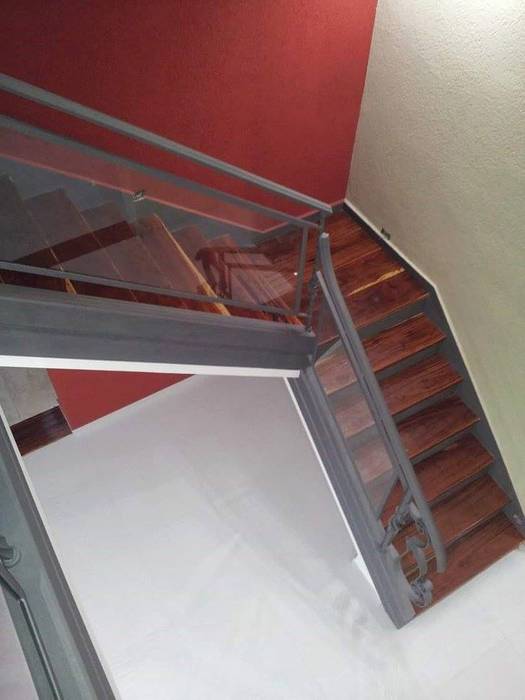 Obra Gomez, RG construcción + diseño RG construcción + diseño Pasillos, vestíbulos y escaleras modernos