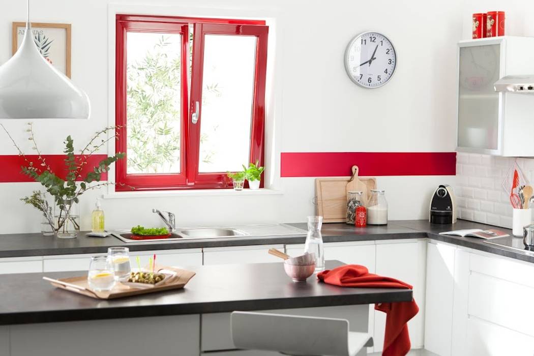 Fenêtre GLOSSY ROUGE, PROFERM Multitechniques PROFERM Multitechniques Puertas y ventanas de estilo moderno Ventanas