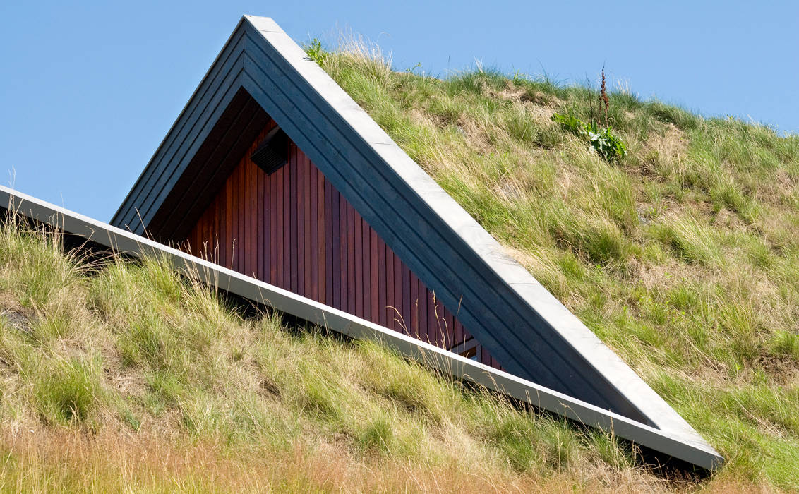 Zorgwoningen bij Hoeve Corisberg te Heerlen, stripesarchitects stripesarchitects Country style house