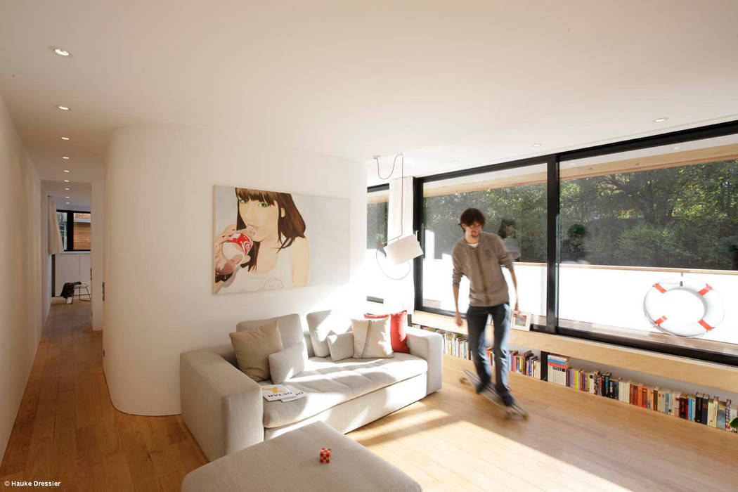 Traumfanger Hausboot Auf Dem Eilbekkanal L Hamburg Moderne