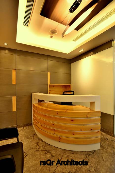 Lares & Penates Office Fitout Gurgaon by RsQr Architects, rsQr Architects rsQr Architects Commercial spaces Offices & stores