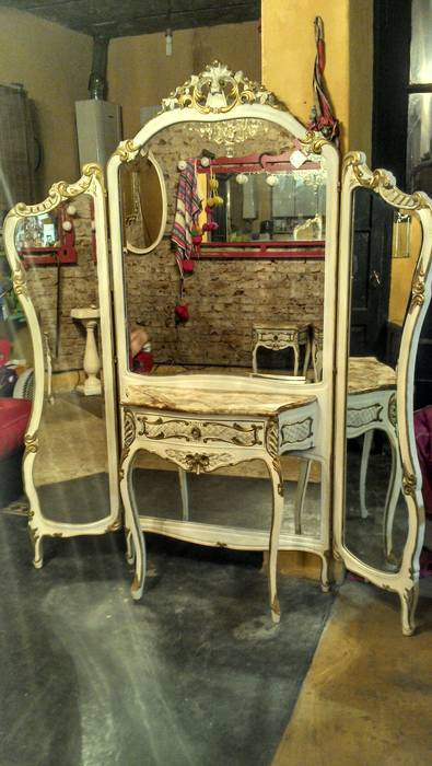 ANTIGUO DRESSOIRE ESTILO FRANCES LUIS XV Muebles eran los de antes - Buenos Aires Dormitorios clásicos Madera maciza Multicolor Tocadores