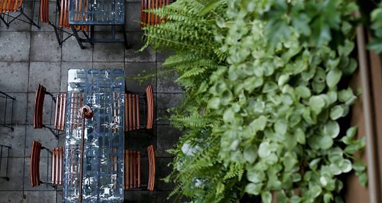 Restaurante Sustentável - Ibérico BF Sustentabilidade, Arquitetura e Iluminação Varandas, alpendres e terraços modernos Ferro/Aço Mobiliário