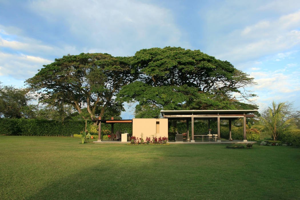 ESTADERO ROZO ARB , COLECTIVO CREATIVO COLECTIVO CREATIVO Casas de estilo tropical