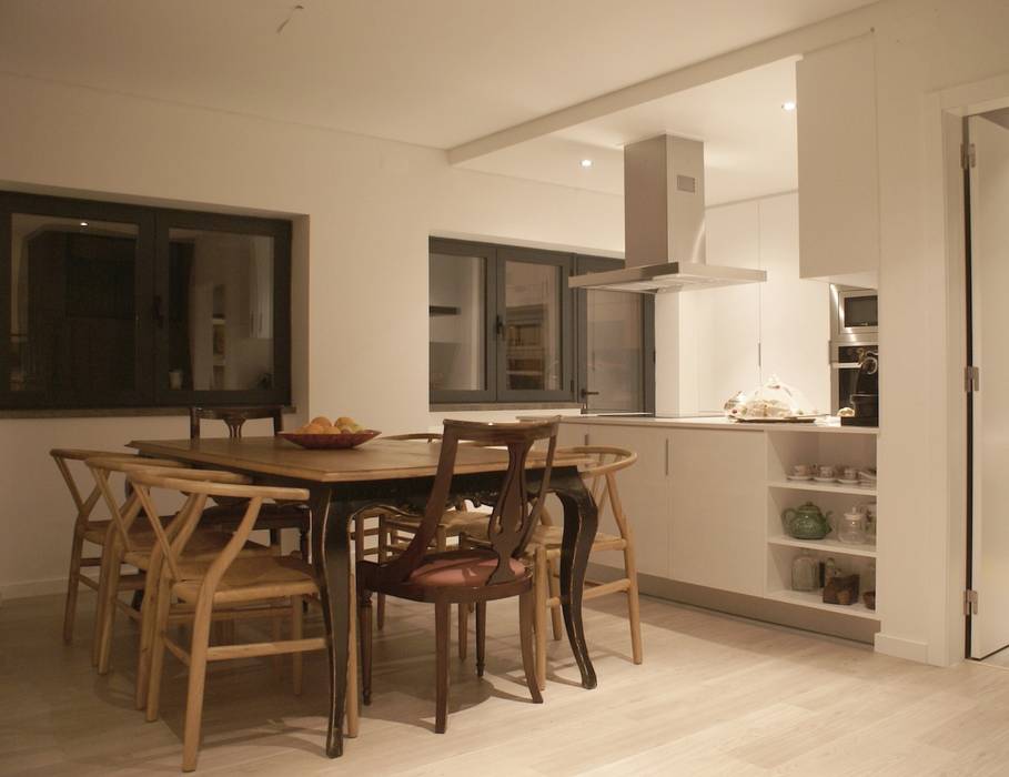 Apartamento CM, involve arquitectos involve arquitectos Salas de jantar modernas