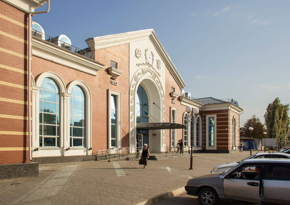 main entrance VALENTIROV&PARTNERS Commercial spaces Airports