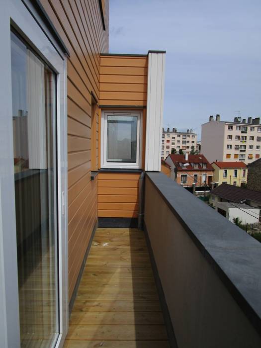 Surélévation d'un immeuble collectif, Paula Bianco Paula Bianco Modern balcony, veranda & terrace