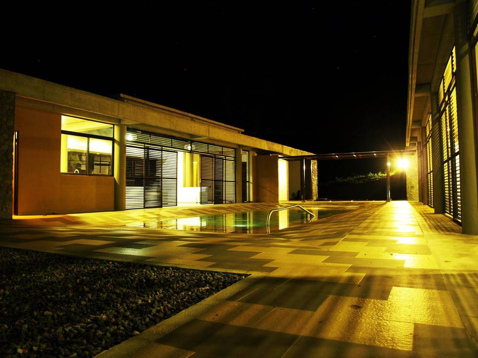 CASA PAYANDE, vermelho arquitectos vermelho arquitectos Casas modernas