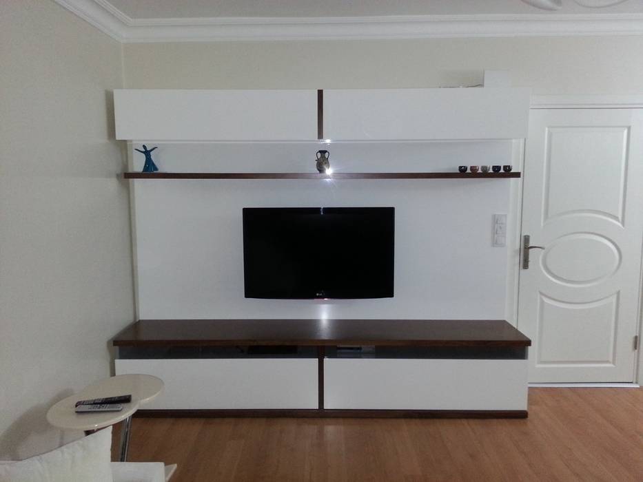 Tv Ünitesi, Erim Mobilya Erim Mobilya غرفة المعيشة خشب Wood effect TV stands & cabinets