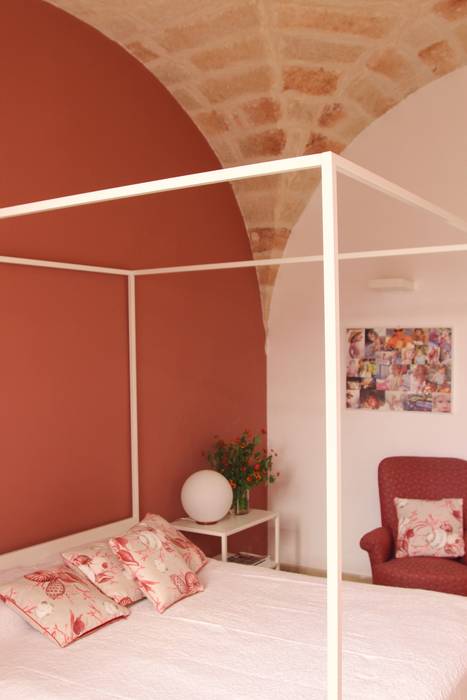 Masseria San Rocco, cristina mecatti interior design cristina mecatti interior design Mediterranean style bedroom