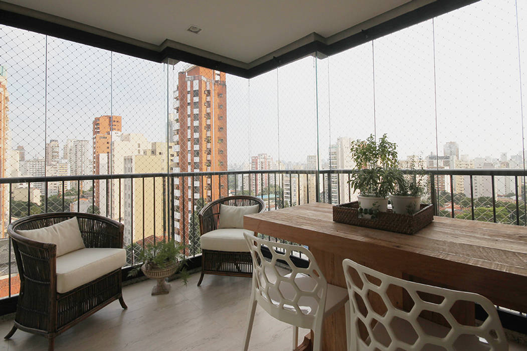 Apartamento em Pinheiros, Officina44 Officina44 Varandas, alpendres e terraços modernos