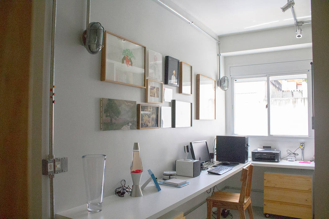 Home office - ap caldo omnibus arquitetura Escritórios modernos MDF