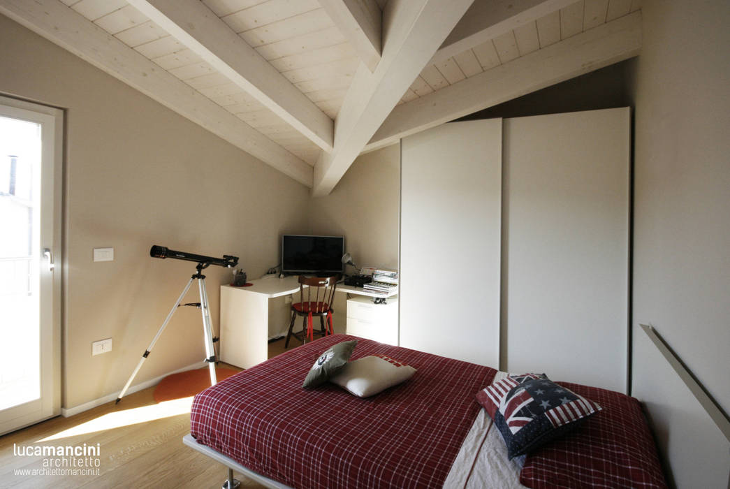 Mansarda, Luca Mancini | Architetto Luca Mancini | Architetto Dormitorios de estilo moderno
