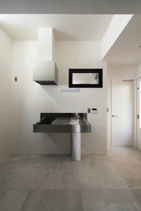 Chigusa Atelier-house, Sakurayama-Architect-Design Sakurayama-Architect-Design Modern Kitchen Metal