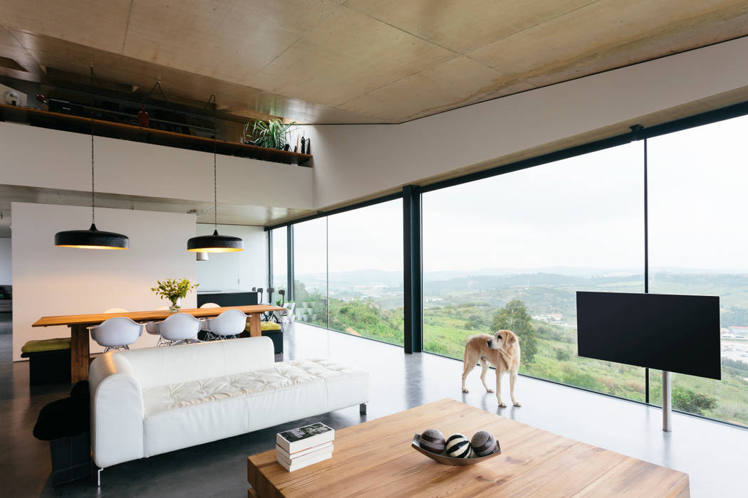 Casa Varatojo Modern living room by Atelier Data Lda Modern