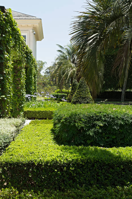 Residência São Paulo 2, Luciana Moraes Paisagismo Luciana Moraes Paisagismo Jardines de estilo clásico