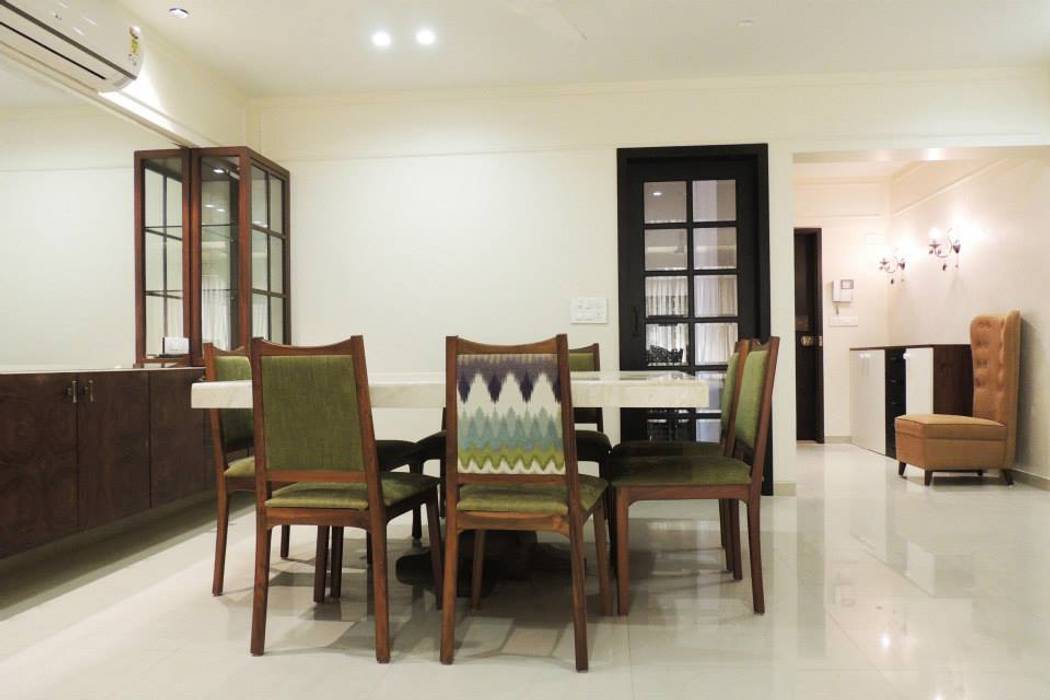 A project at Borivali, SwitchOver Studio SwitchOver Studio Modern dining room