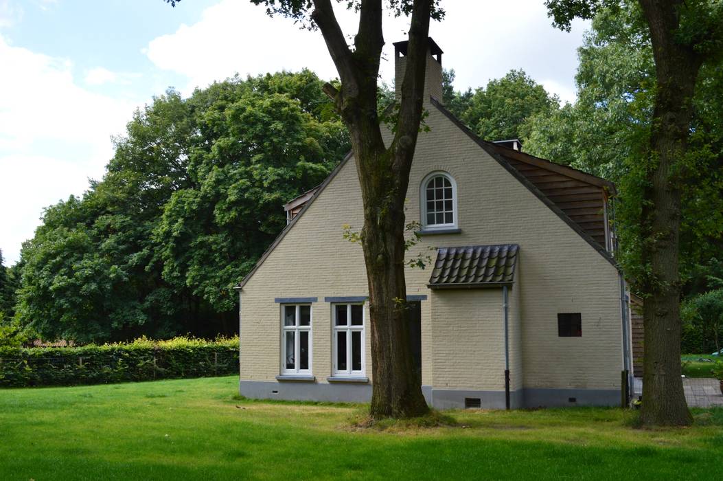 Villa Galder, STROOM architecten STROOM architecten Country style house