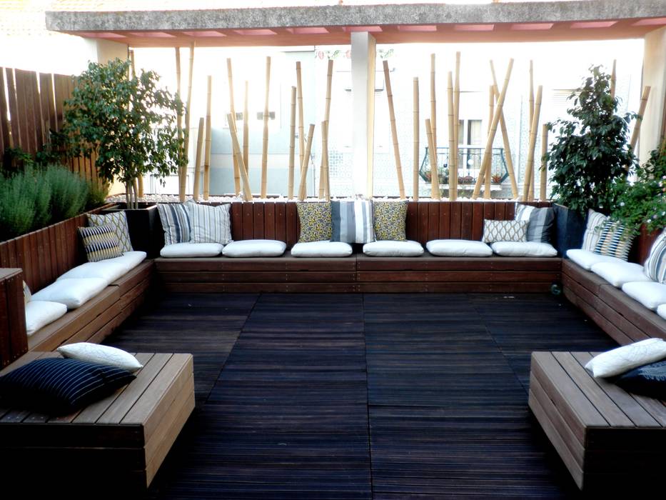 Chill Out Urbano Calleres - Architecture & Interior Design Moderne balkons, veranda's en terrassen