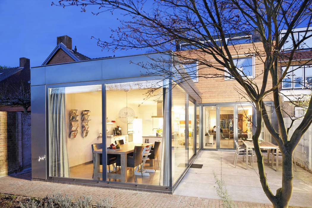 uitbreiding woonhuis JMW architecten Moderne eetkamers Glas