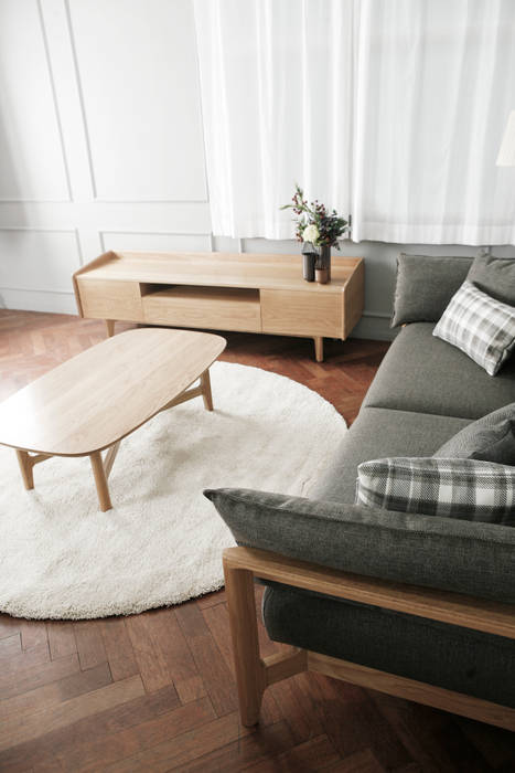 XIX , vaahtera vaahtera Modern living room Sofas & armchairs