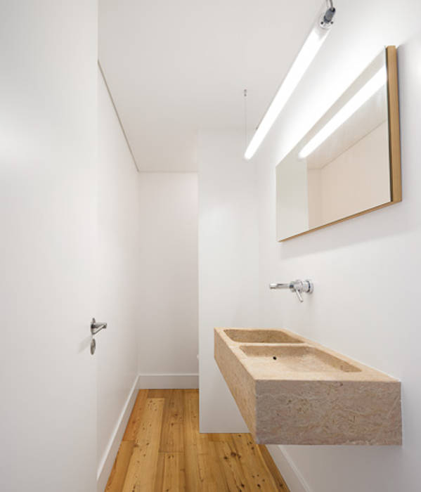 REMODELAÇÃO_APARTAMENTO RESTELO | Lisboa | PT, OW ARQUITECTOS lda | simplicity works OW ARQUITECTOS lda | simplicity works Bagno moderno