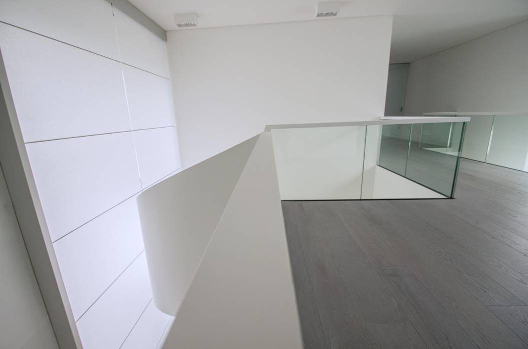Modern Corridor Hallway Stairs By Nautilus Treppen Gmbh Co Kg Modern Homify