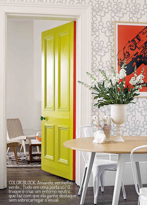 Portas coloridas, Casa de Valentina Casa de Valentina Casas modernas Accesorios y decoración