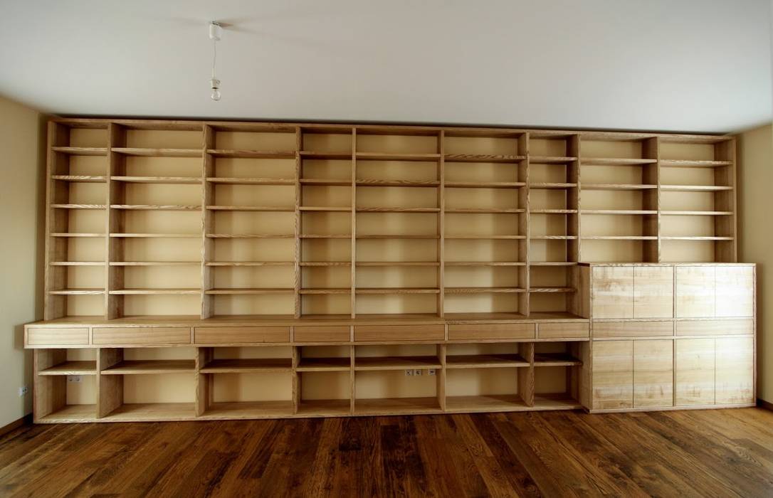 Einbaumöbel und Garderoben, Atelier Sinnesmagnet Atelier Sinnesmagnet Ruang Keluarga Klasik Parket Multicolored Shelves
