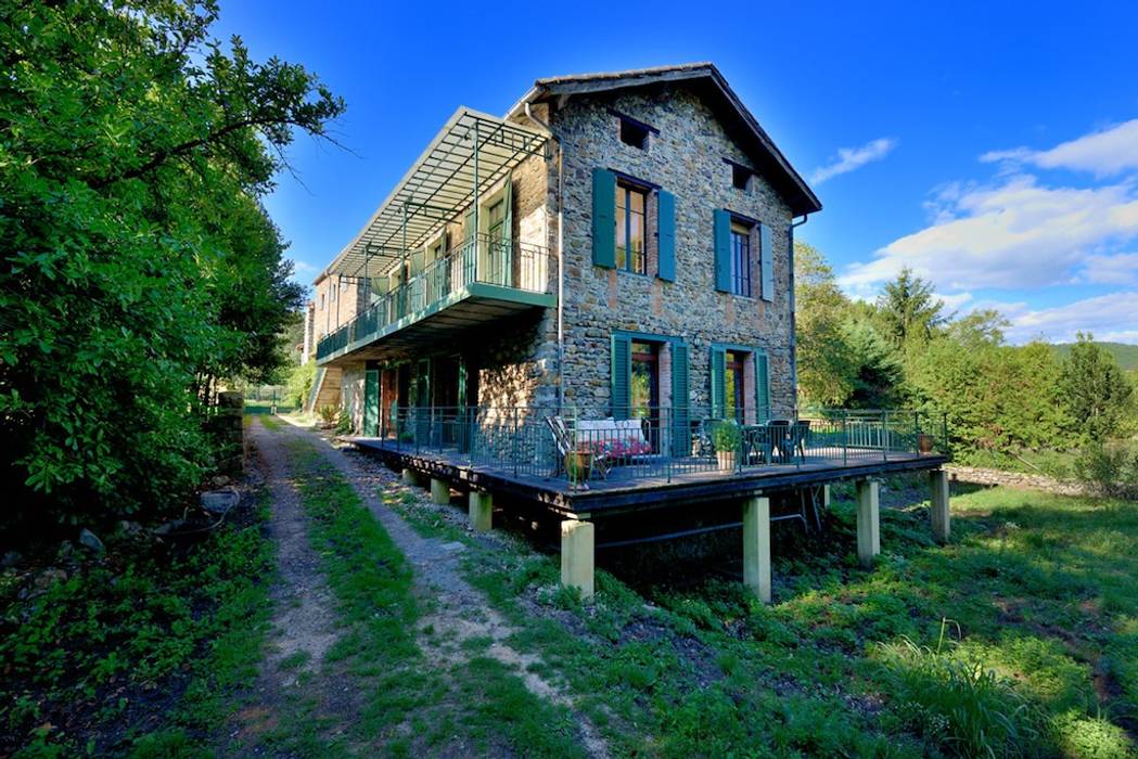 MAISON PRINCIPALE JOSE MARCOS ARCHITECTEUR Maisons rurales Plante,Ciel,Imeuble,Fenêtre,Nuage,Arbre,Bois,Paysage naturel,loger,Végétation