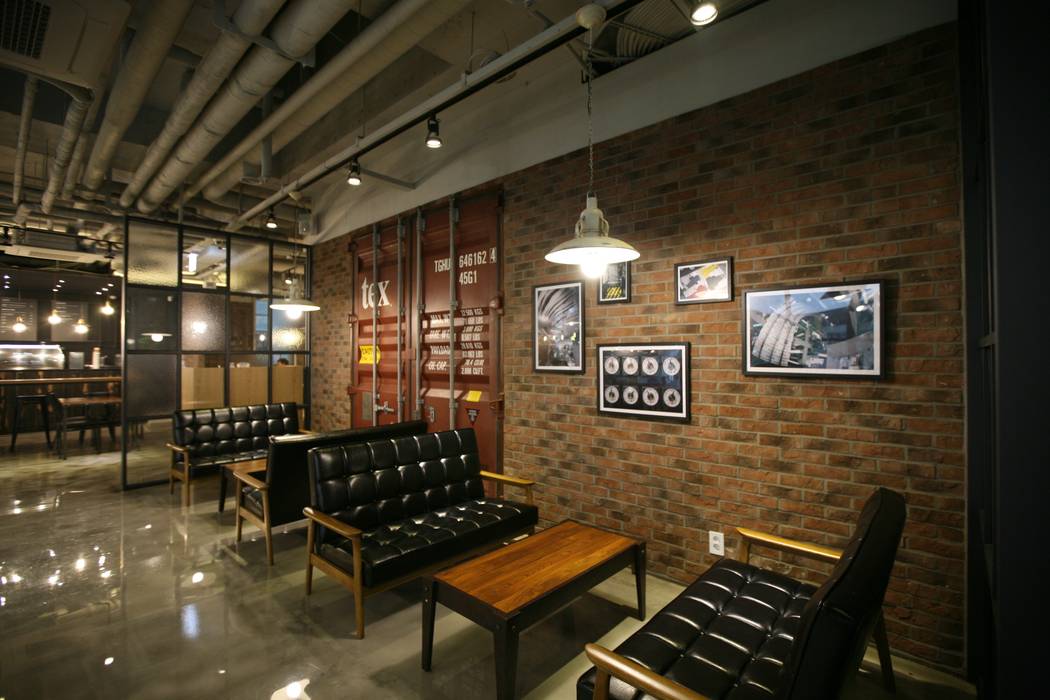MEDIA + CAFE [Hu:], cref 크리프 cref 크리프 Commercial spaces Commercial Spaces