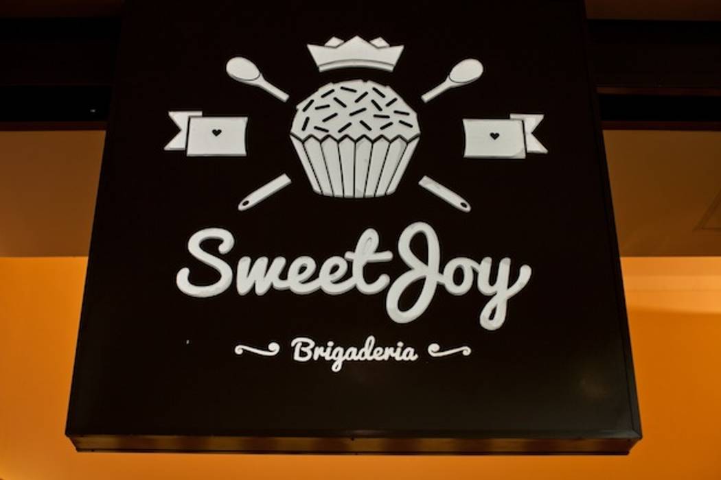 Sweet Joy Brigaderia, iS arquitetura iS arquitetura Espaços comerciais Espaços comerciais