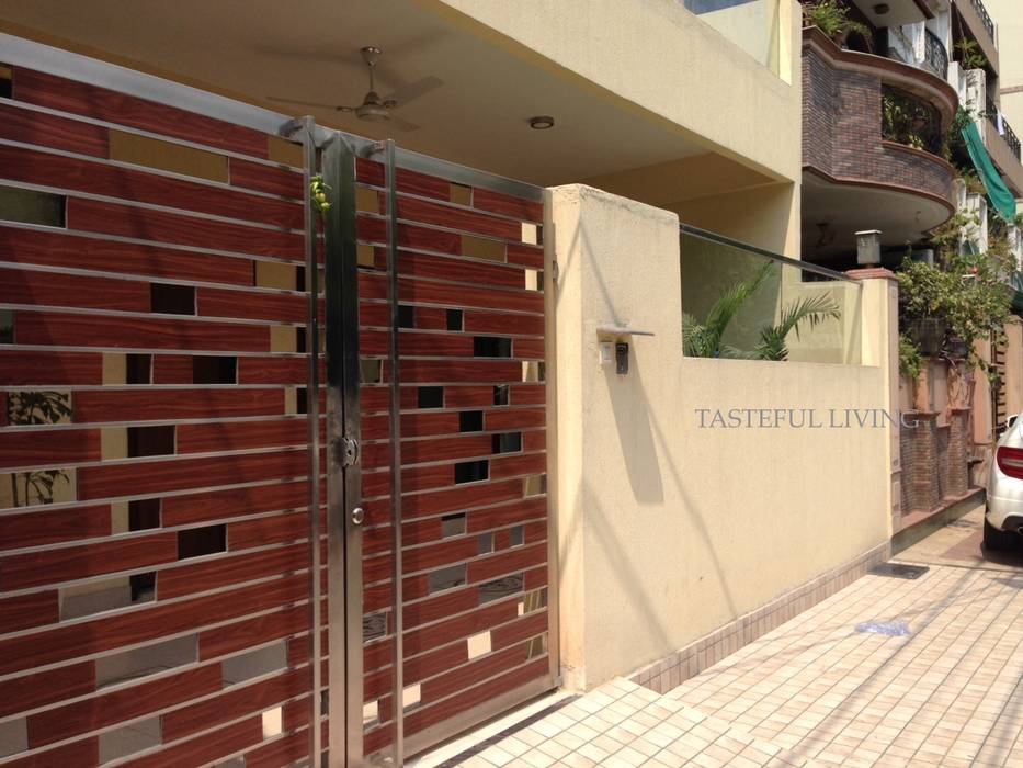 Residential project, Tasteful living Tasteful living Pasillos, vestíbulos y escaleras de estilo moderno