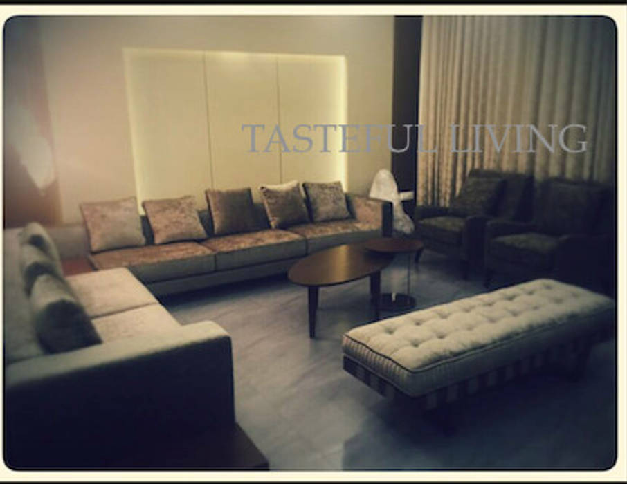 Residential project, Tasteful living Tasteful living ห้องนั่งเล่น ของตกแต่งและอุปกรณ์จิปาถะ