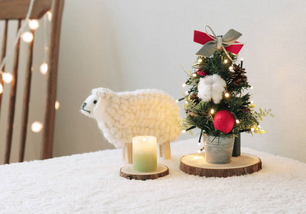 Christmas tree , the flowermarket the flowermarket 컨트리스타일 주택 Accessories & decoration