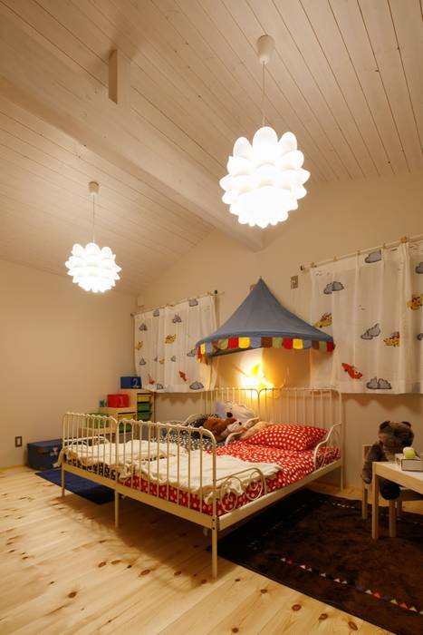 S's house, dwarf dwarf Nursery/kid’s room