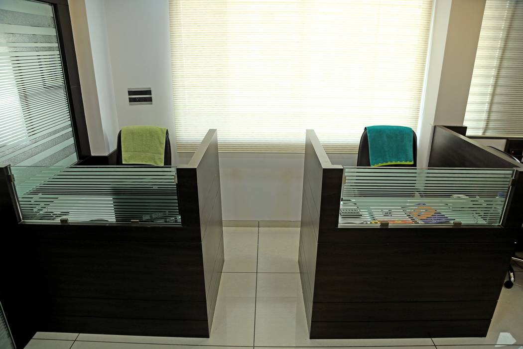 Staff Working Area ZEAL Arch Designs Commercial spaces Offices & stores