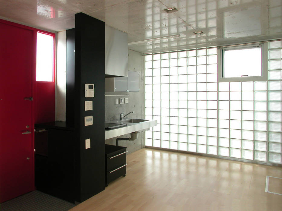 半透明の板塀で囲む住居, ユミラ建築設計室 ユミラ建築設計室 Cucina moderna