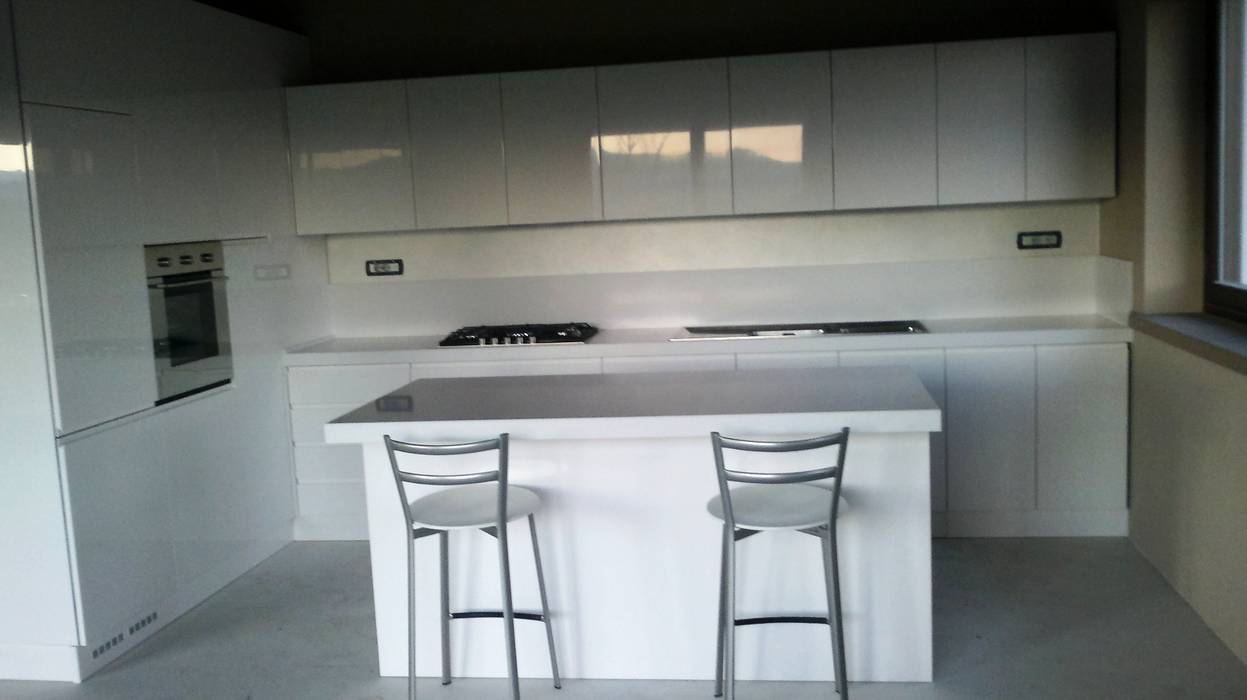 Alcune nostre realizzazioni..., Cucine Vibo di Olivero Bruno e c. sas Cucine Vibo di Olivero Bruno e c. sas Кухня