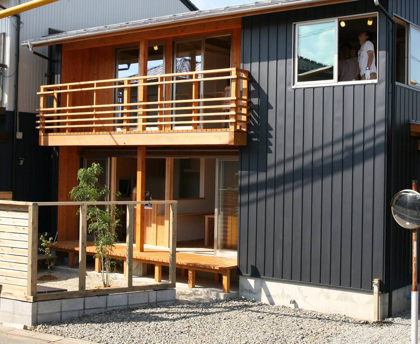 岐阜県大垣市, 株式会社タマゴグミ 株式会社タマゴグミ Casas modernas: Ideas, imágenes y decoración Madera Acabado en madera